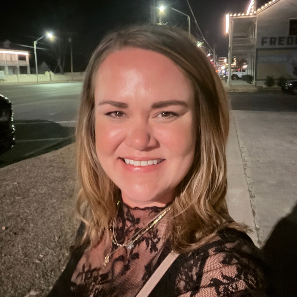 Meet your Posher, Claire